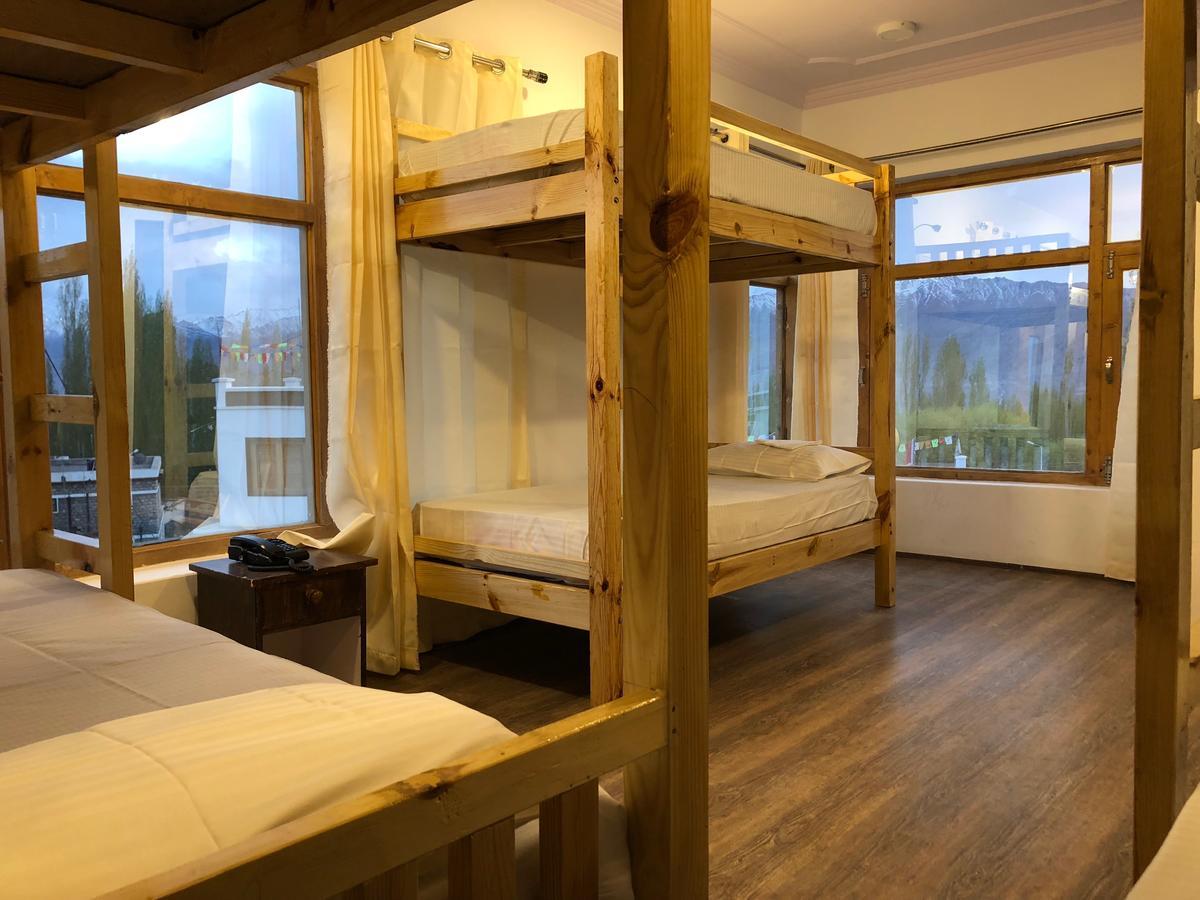 Raybo Hostel Leh Eksteriør bilde