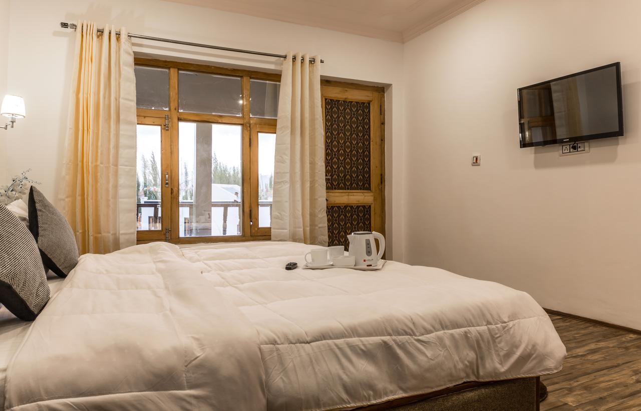 Raybo Hostel Leh Eksteriør bilde