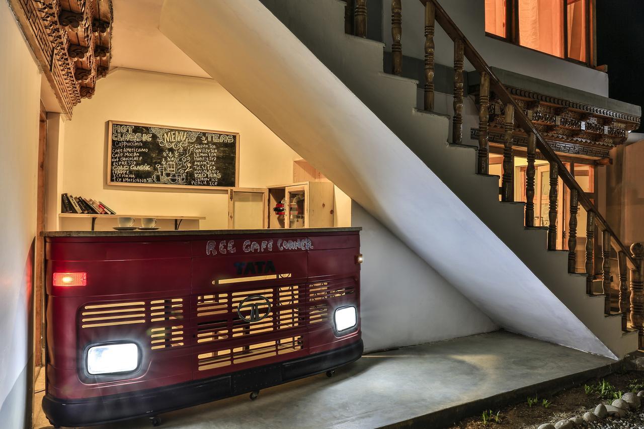 Raybo Hostel Leh Eksteriør bilde