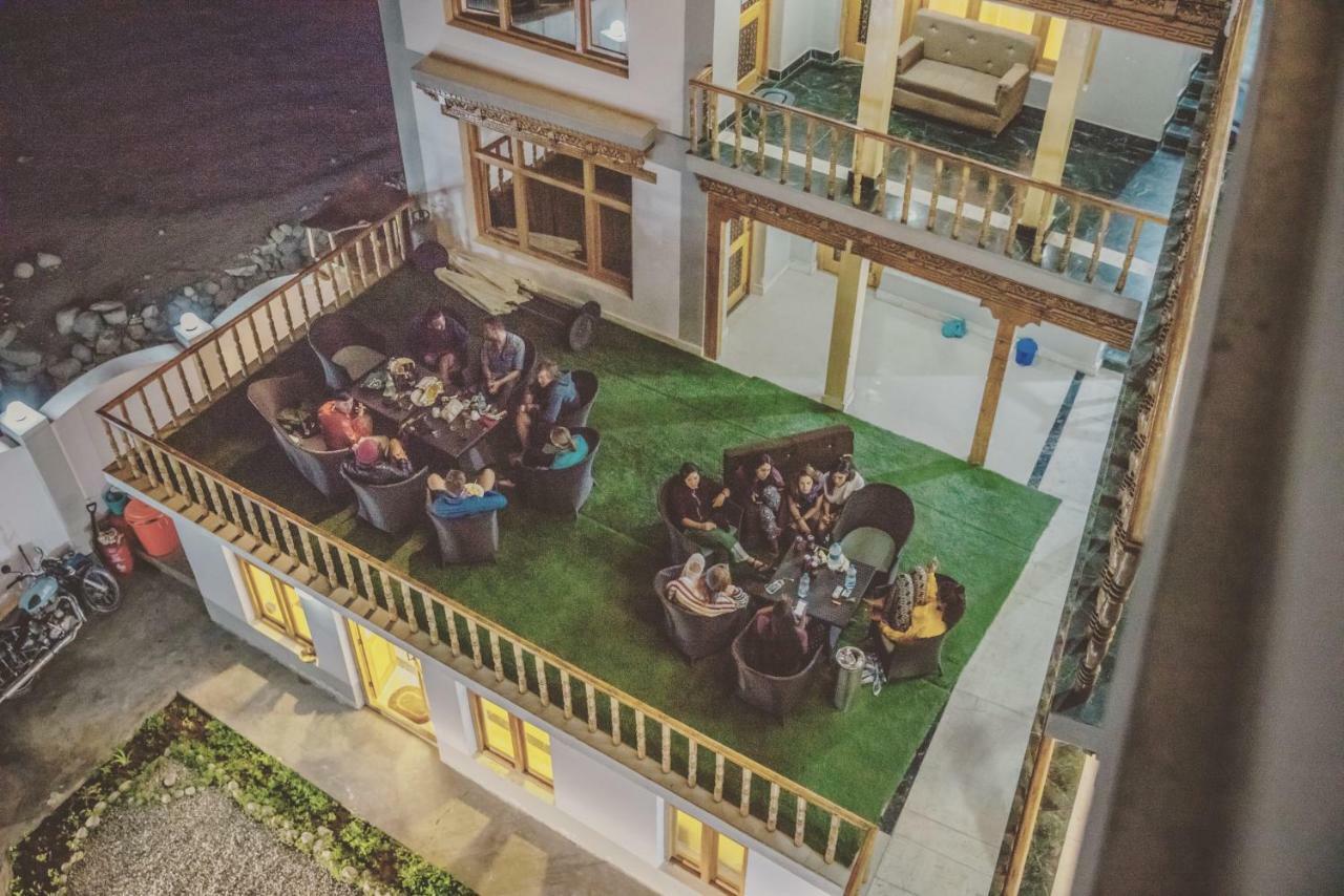 Raybo Hostel Leh Eksteriør bilde
